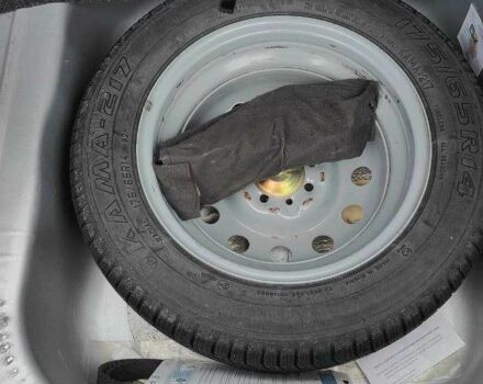 Серый ВАЗ 2112, объемом двигателя 1.6 л и пробегом 80 тыс. км за 2800 $, фото 19 на Automoto.ua