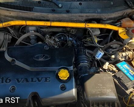 Серый ВАЗ 2112, объемом двигателя 1.6 л и пробегом 273 тыс. км за 1250 $, фото 6 на Automoto.ua