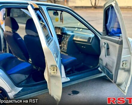 Серый ВАЗ 2112, объемом двигателя 1.5 л и пробегом 0 тыс. км за 2350 $, фото 10 на Automoto.ua