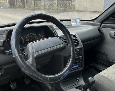 Серый ВАЗ 2112, объемом двигателя 1.6 л и пробегом 130 тыс. км за 3000 $, фото 12 на Automoto.ua