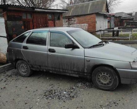 Серый ВАЗ 2112, объемом двигателя 1.6 л и пробегом 206 тыс. км за 2000 $, фото 2 на Automoto.ua