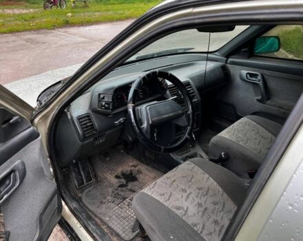 Серый ВАЗ 2112, объемом двигателя 1.6 л и пробегом 260 тыс. км за 880 $, фото 5 на Automoto.ua