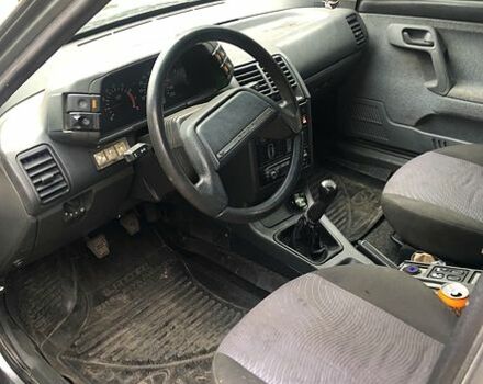 Сірий ВАЗ 2112, об'ємом двигуна 1.6 л та пробігом 300 тис. км за 2300 $, фото 5 на Automoto.ua