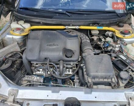 Серый ВАЗ 2112, объемом двигателя 1.6 л и пробегом 210 тыс. км за 2000 $, фото 5 на Automoto.ua