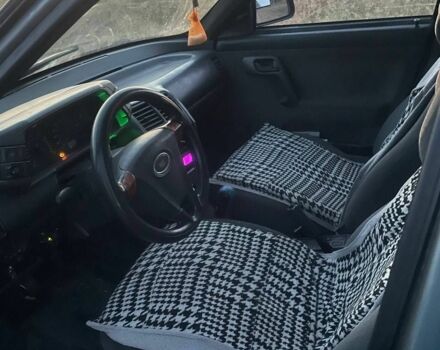 Серый ВАЗ 2112, объемом двигателя 1.6 л и пробегом 340 тыс. км за 1500 $, фото 4 на Automoto.ua