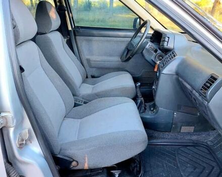 Сірий ВАЗ 2112, об'ємом двигуна 1.6 л та пробігом 197 тис. км за 2100 $, фото 32 на Automoto.ua