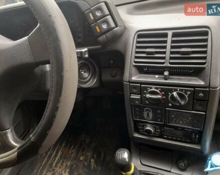 Серый ВАЗ 2112, объемом двигателя 1.6 л и пробегом 247 тыс. км за 1585 $, фото 5 на Automoto.ua