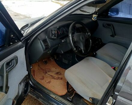 Серый ВАЗ 2112, объемом двигателя 1.6 л и пробегом 130 тыс. км за 2700 $, фото 6 на Automoto.ua