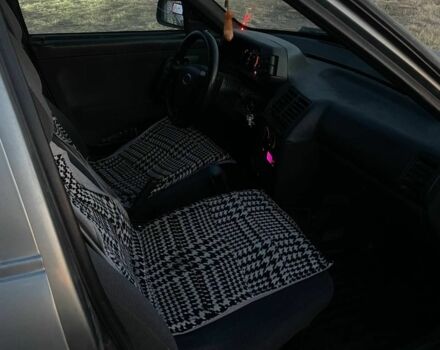 Серый ВАЗ 2112, объемом двигателя 1.6 л и пробегом 340 тыс. км за 1500 $, фото 7 на Automoto.ua