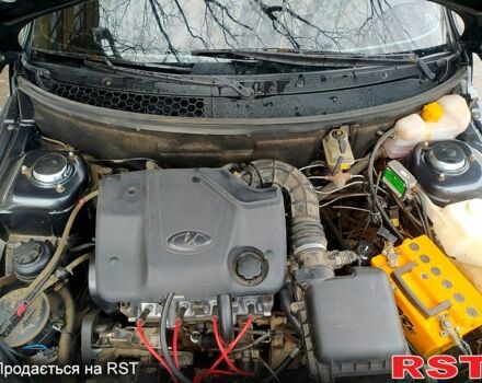 Серый ВАЗ 2112, объемом двигателя 1.6 л и пробегом 130 тыс. км за 2700 $, фото 9 на Automoto.ua