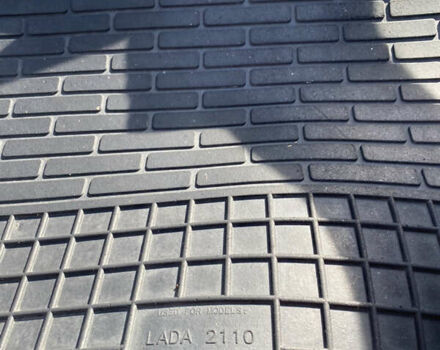 Серый ВАЗ 2112, объемом двигателя 1.6 л и пробегом 225 тыс. км за 2400 $, фото 9 на Automoto.ua