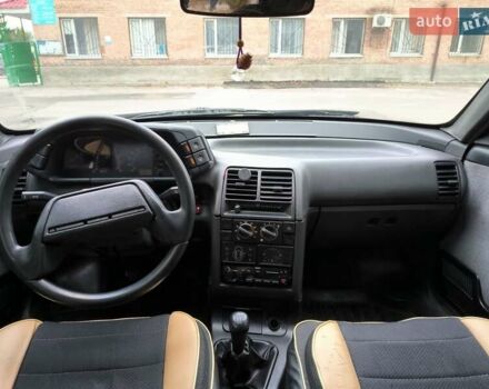 Серый ВАЗ 2112, объемом двигателя 1.6 л и пробегом 270 тыс. км за 2200 $, фото 7 на Automoto.ua