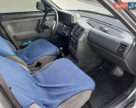 Серый ВАЗ 2112, объемом двигателя 0 л и пробегом 240 тыс. км за 2200 $, фото 4 на Automoto.ua