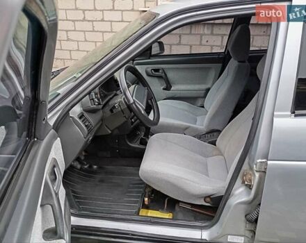 Серый ВАЗ 2112, объемом двигателя 1.6 л и пробегом 118 тыс. км за 2200 $, фото 8 на Automoto.ua