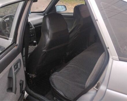 Сірий ВАЗ 2112, об'ємом двигуна 1.6 л та пробігом 151 тис. км за 2200 $, фото 5 на Automoto.ua