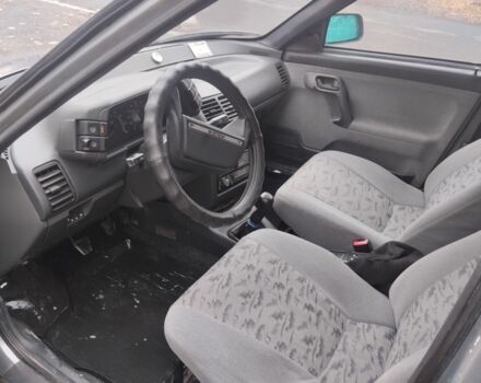 Серый ВАЗ 2112, объемом двигателя 1.6 л и пробегом 232 тыс. км за 2200 $, фото 4 на Automoto.ua