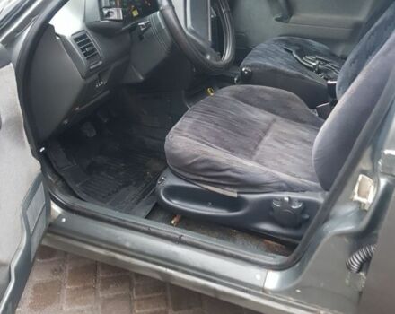 Серый ВАЗ 2112, объемом двигателя 1.6 л и пробегом 300 тыс. км за 1350 $, фото 5 на Automoto.ua