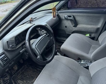 Серый ВАЗ 2112, объемом двигателя 1.5 л и пробегом 200 тыс. км за 950 $, фото 4 на Automoto.ua