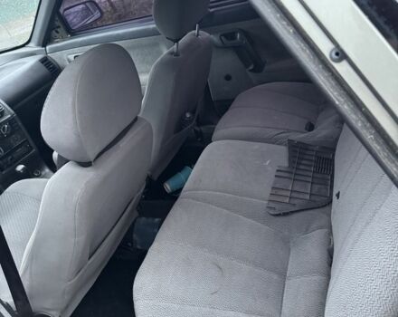 Серый ВАЗ 2112, объемом двигателя 1.5 л и пробегом 200 тыс. км за 950 $, фото 5 на Automoto.ua