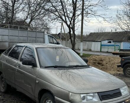 Серый ВАЗ 2112, объемом двигателя 1.5 л и пробегом 200 тыс. км за 950 $, фото 2 на Automoto.ua