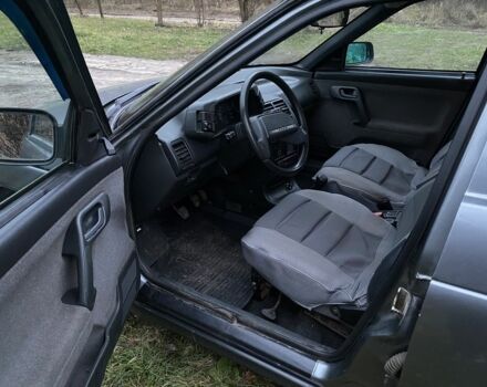 Серый ВАЗ 2112, объемом двигателя 1.5 л и пробегом 200 тыс. км за 1700 $, фото 6 на Automoto.ua