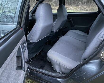 Серый ВАЗ 2112, объемом двигателя 1.5 л и пробегом 200 тыс. км за 1700 $, фото 4 на Automoto.ua