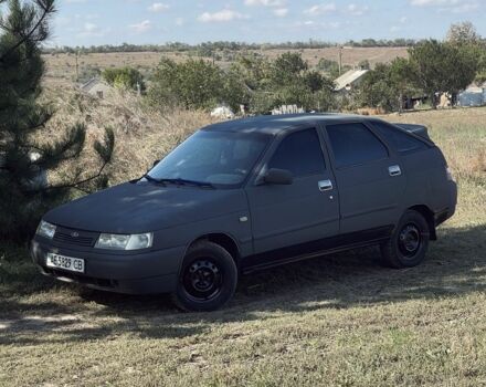 Серый ВАЗ 2112, объемом двигателя 1.6 л и пробегом 270 тыс. км за 892 $, фото 1 на Automoto.ua