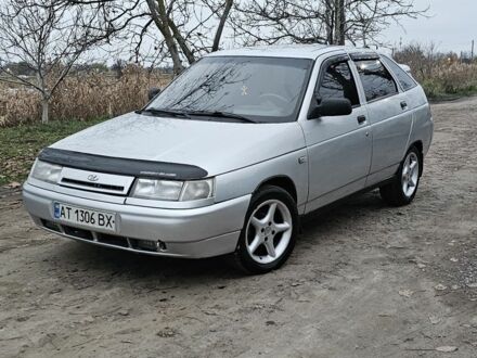 Серый ВАЗ 2112, объемом двигателя 1.6 л и пробегом 240 тыс. км за 2000 $, фото 1 на Automoto.ua