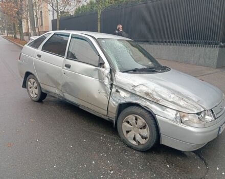 Серый ВАЗ 2112, объемом двигателя 1.6 л и пробегом 220 тыс. км за 900 $, фото 1 на Automoto.ua