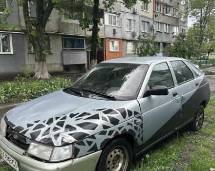 Серый ВАЗ 2112, объемом двигателя 1.6 л и пробегом 200 тыс. км за 500 $, фото 1 на Automoto.ua