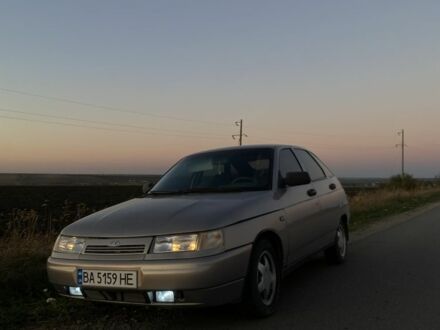 Серый ВАЗ 2112, объемом двигателя 1.6 л и пробегом 200 тыс. км за 2500 $, фото 1 на Automoto.ua