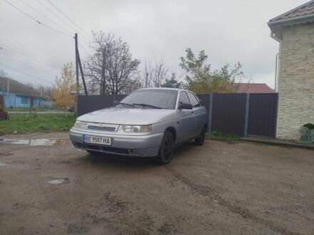 Серый ВАЗ 2112, объемом двигателя 1.6 л и пробегом 250 тыс. км за 1500 $, фото 1 на Automoto.ua