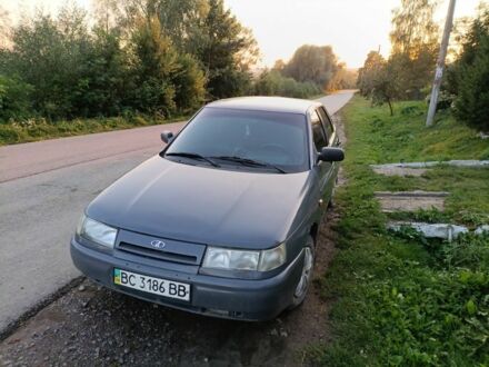 Серый ВАЗ 2112, объемом двигателя 0 л и пробегом 180 тыс. км за 850 $, фото 1 на Automoto.ua