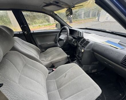 Синій ВАЗ 2112, об'ємом двигуна 1.5 л та пробігом 200 тис. км за 800 $, фото 5 на Automoto.ua