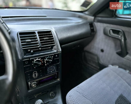 Синій ВАЗ 2112, об'ємом двигуна 1.5 л та пробігом 155 тис. км за 1399 $, фото 10 на Automoto.ua