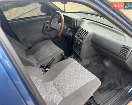 Синій ВАЗ 2112, об'ємом двигуна 1.6 л та пробігом 201 тис. км за 1699 $, фото 23 на Automoto.ua