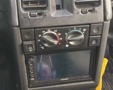 Синий ВАЗ 2112, объемом двигателя 1.6 л и пробегом 210 тыс. км за 1750 $, фото 5 на Automoto.ua