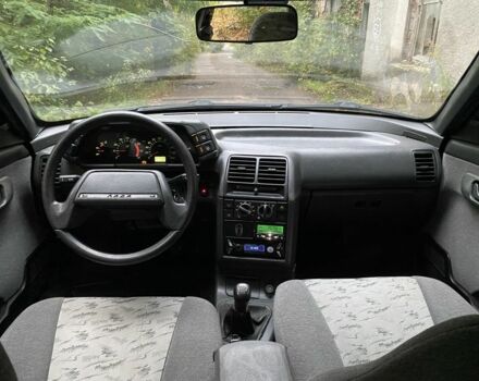 Синий ВАЗ 2112, объемом двигателя 1.6 л и пробегом 313 тыс. км за 1900 $, фото 7 на Automoto.ua