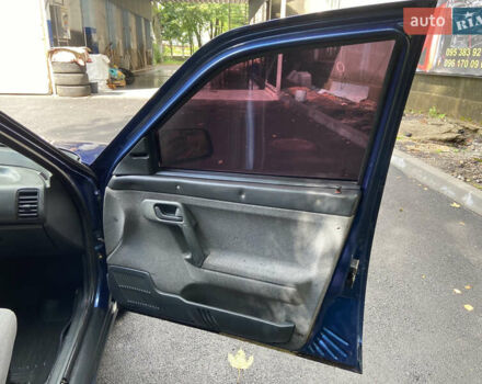 Синій ВАЗ 2112, об'ємом двигуна 1.6 л та пробігом 180 тис. км за 1000 $, фото 13 на Automoto.ua