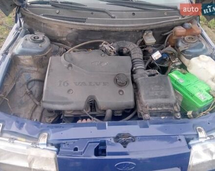 Синий ВАЗ 2112, объемом двигателя 1.6 л и пробегом 380 тыс. км за 2000 $, фото 8 на Automoto.ua
