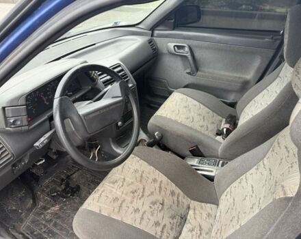 Синій ВАЗ 2112, об'ємом двигуна 1.6 л та пробігом 240 тис. км за 1800 $, фото 3 на Automoto.ua