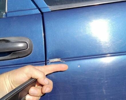 Синій ВАЗ 2112, об'ємом двигуна 1.6 л та пробігом 155 тис. км за 2000 $, фото 4 на Automoto.ua