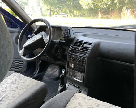 Синий ВАЗ 2112, объемом двигателя 1.6 л и пробегом 12 тыс. км за 950 $, фото 1 на Automoto.ua