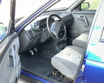 Синий ВАЗ 2112, объемом двигателя 1.6 л и пробегом 12 тыс. км за 950 $, фото 12 на Automoto.ua
