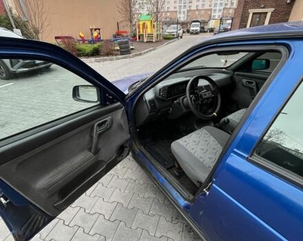 Синий ВАЗ 2112, объемом двигателя 1.6 л и пробегом 180 тыс. км за 1700 $, фото 4 на Automoto.ua