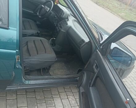 Зеленый ВАЗ 2112, объемом двигателя 1.5 л и пробегом 215 тыс. км за 1700 $, фото 1 на Automoto.ua