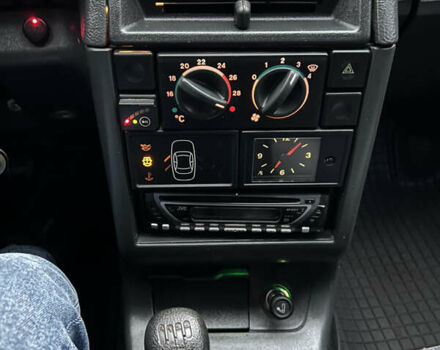 Зелений ВАЗ 2112, об'ємом двигуна 1.6 л та пробігом 66 тис. км за 2750 $, фото 6 на Automoto.ua