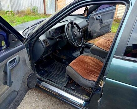 Зеленый ВАЗ 2112, объемом двигателя 1.6 л и пробегом 212 тыс. км за 1500 $, фото 4 на Automoto.ua