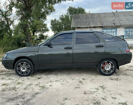 Зеленый ВАЗ 2112, объемом двигателя 1.6 л и пробегом 270 тыс. км за 1850 $, фото 11 на Automoto.ua