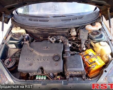 Зеленый ВАЗ 2112, объемом двигателя 1.6 л и пробегом 317 тыс. км за 1200 $, фото 4 на Automoto.ua